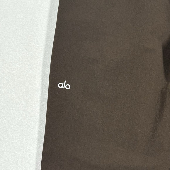 ALO Cargo Venture Pant Men Small Brown Stretch Performance Activewear Athleisure - Picture 10 of 15